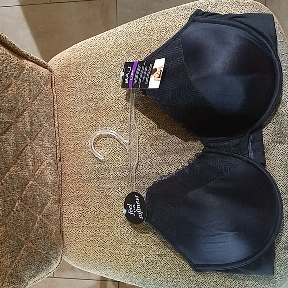Bali Women's Passion For Comfort Light Lift Underwire Bra - Full Coverage T-Shirt Bra With Convertible Straps - View #5